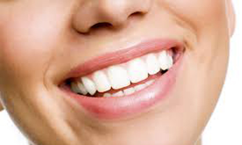 Dr. Anuradha Rajkuwar : Smayana Advance Dental Care, Delhi